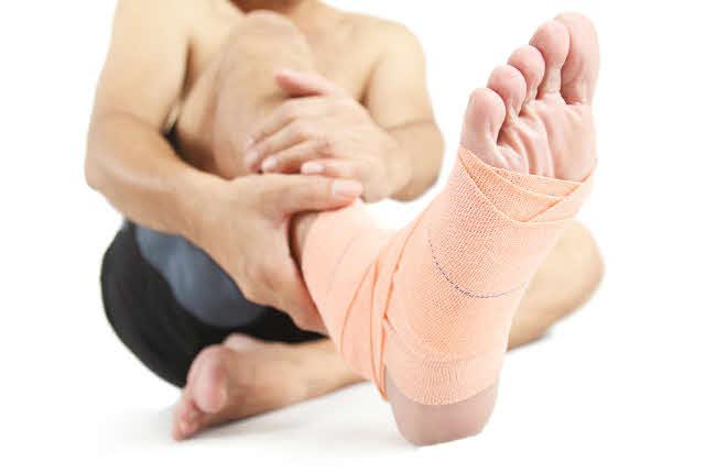Three Athletic Injuries and the Sports Medicine Techniques That Treat Them
